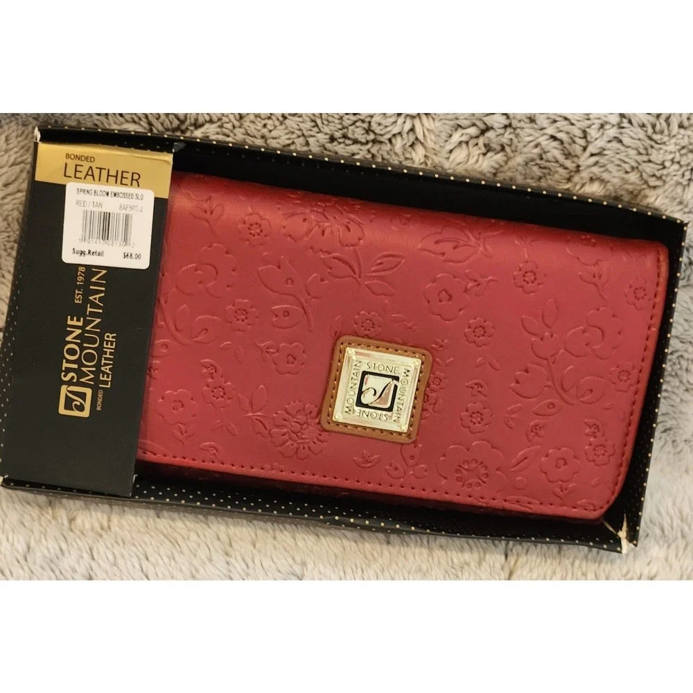 Stone‎ Mountain Spring Bloom Embossed Red/ Tan Wallet, NWT MSRP $68
